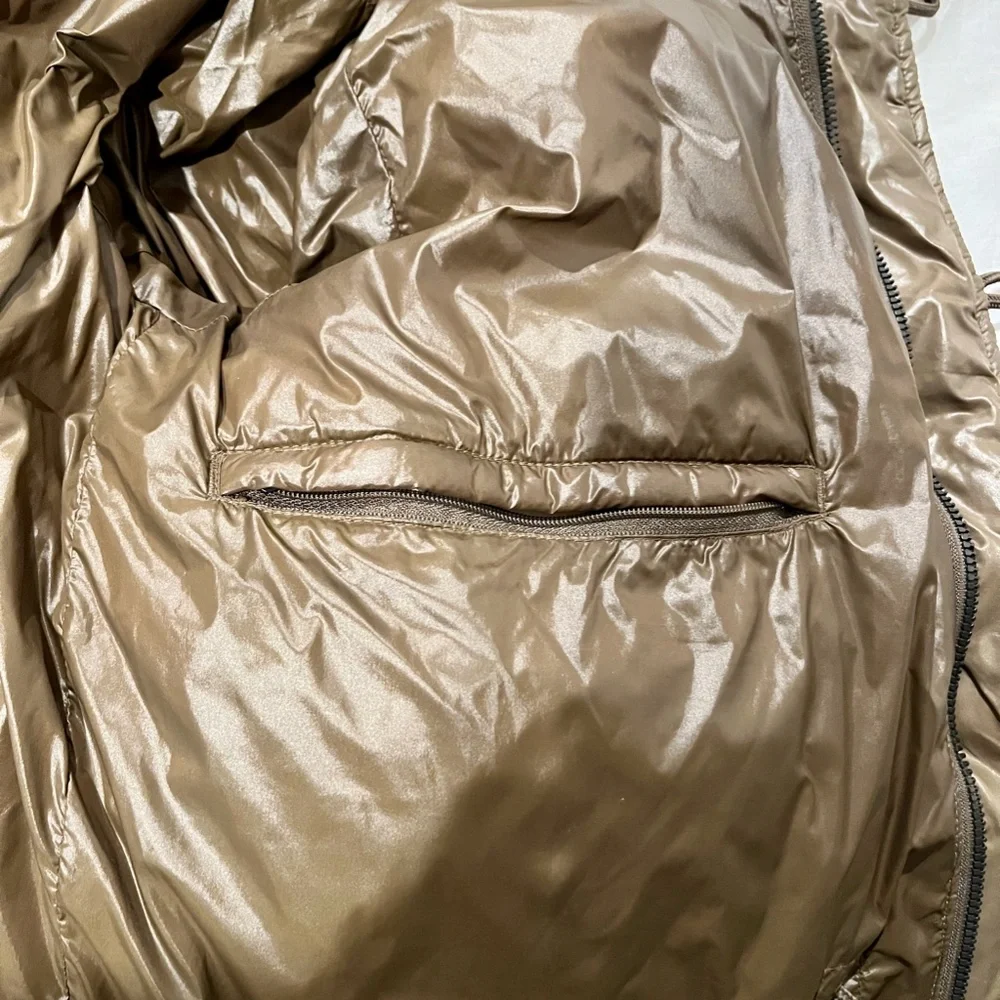 Lightweight & Warm Siberian Down Taupe Jacket - Picture 6 of 6